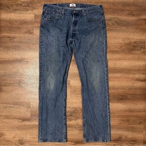 Levi's Jeans Mens 38x33 Blue 501 Medium Wash Distressed Cotton Denim Pants
